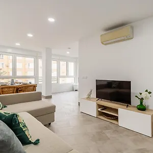 Modern Steps From The Apartamento
